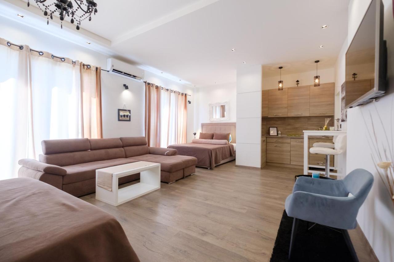 Central Business Apartments Exclusive Белград Екстериор снимка