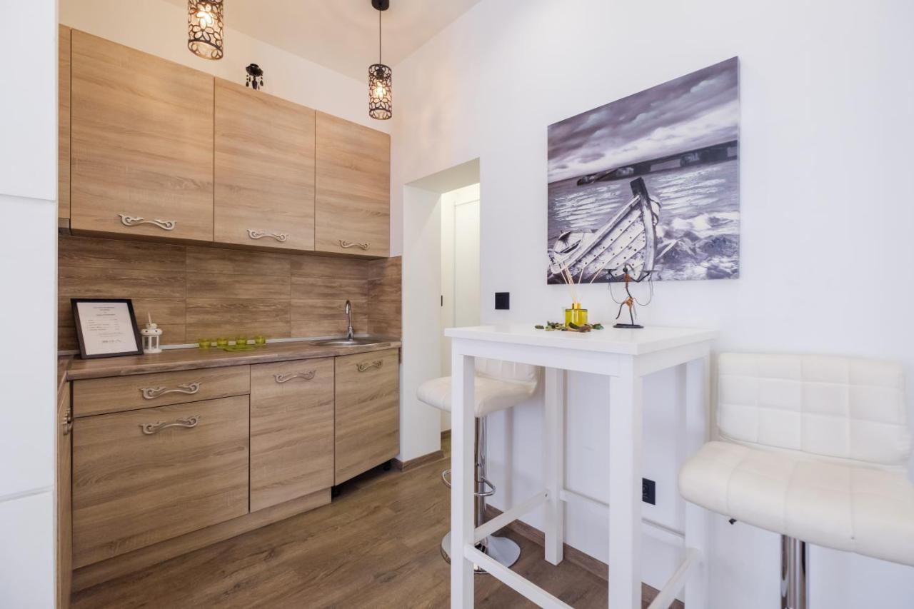 Central Business Apartments Exclusive Белград Екстериор снимка